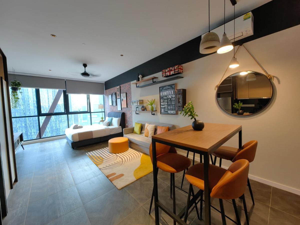 Scarletz Suites Klcc By De Harlequins Guesthouse クアラルンプール エクステリア 写真