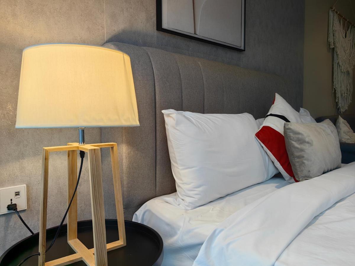 Scarletz Suites Klcc By De Harlequins Guesthouse クアラルンプール エクステリア 写真